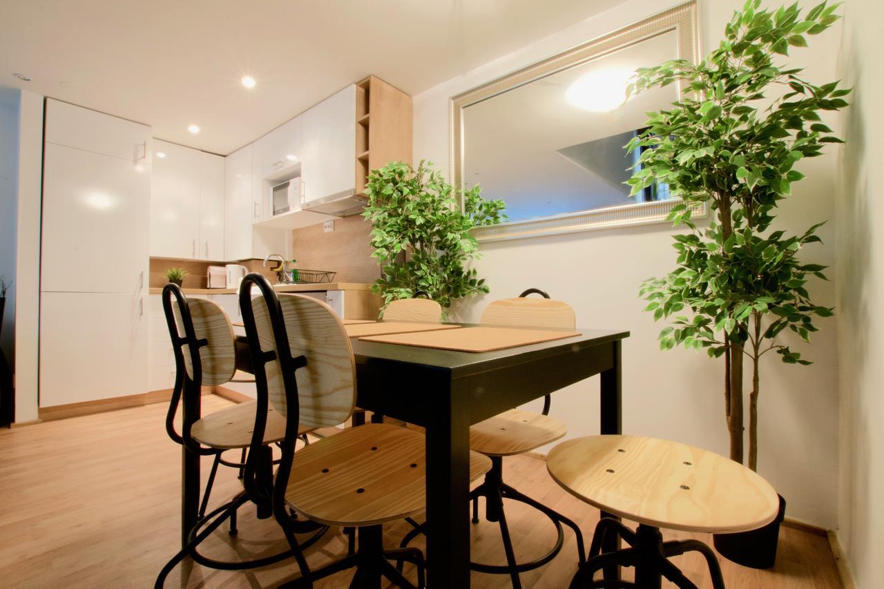 Standard Apartment By Hi5 - Terez 29 Budapest Exterior foto
